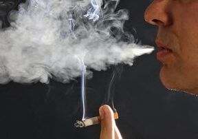 Combien vous pouvez fumer après l'extraction des dents