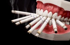 Vous pouvez fumer après une extraction de dents